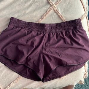 Lulu lemon hotty hot shorts